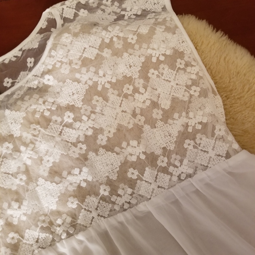 Torrid Top - Picture 2 of 6